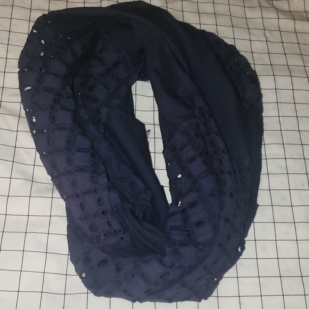 Infinity Scarf - Picture 8 of 8